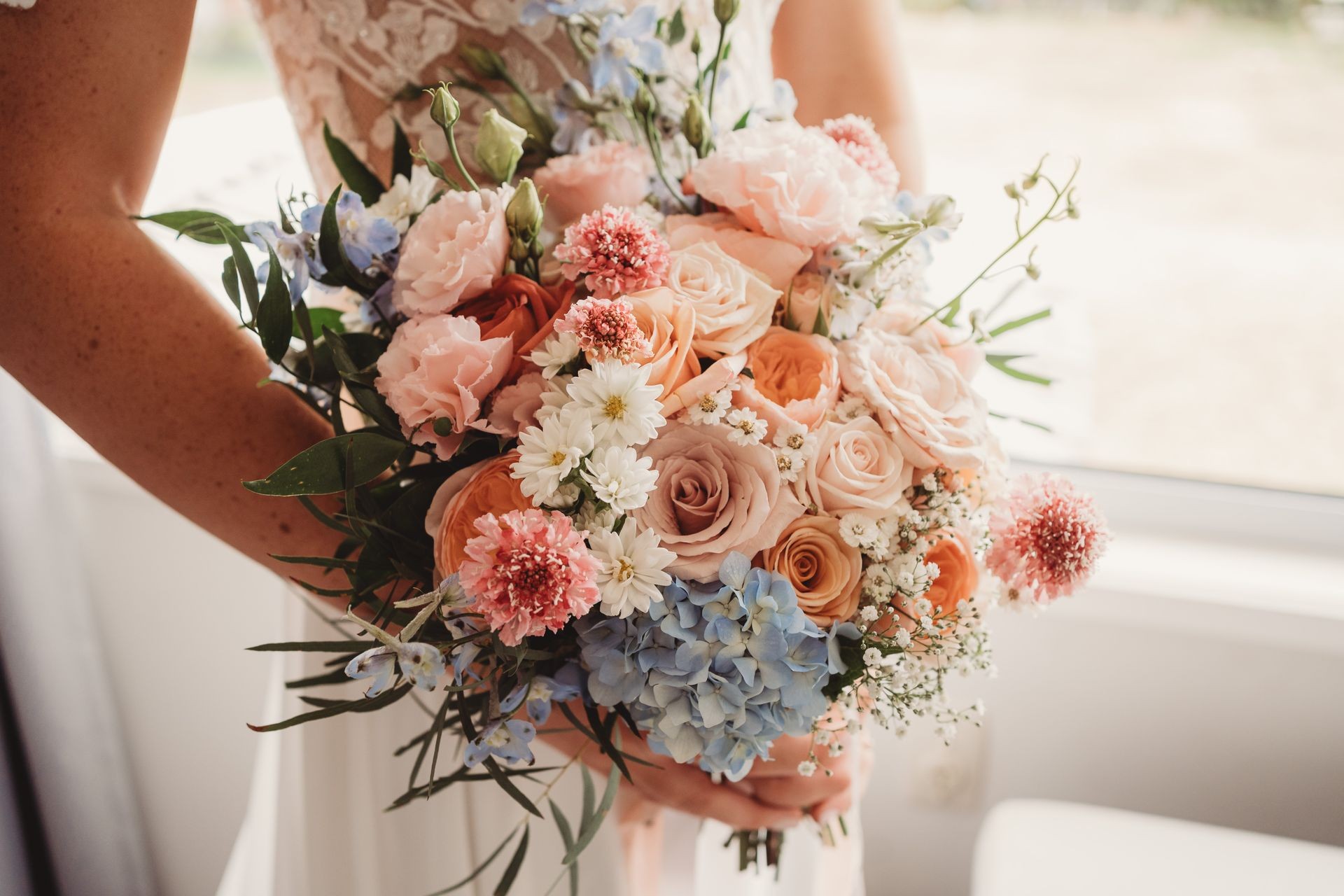 Chic Bridal Bouquet Creations